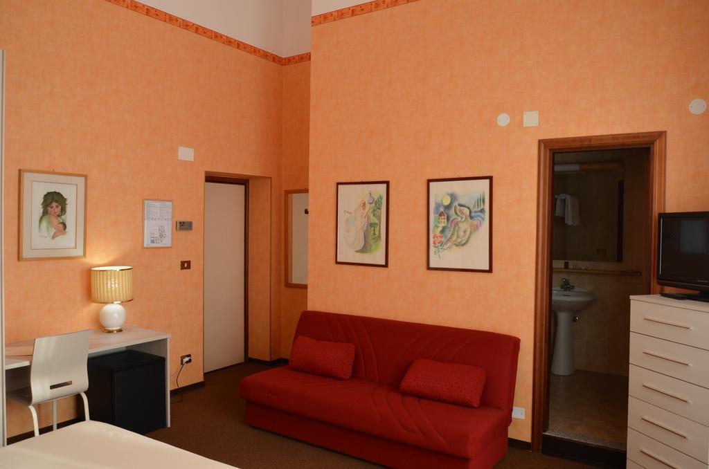 Hotel Corona 테르몰리 외부 사진